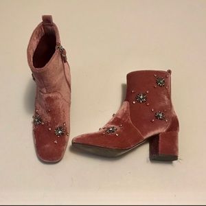 Who what wear velvet rhinestone booties